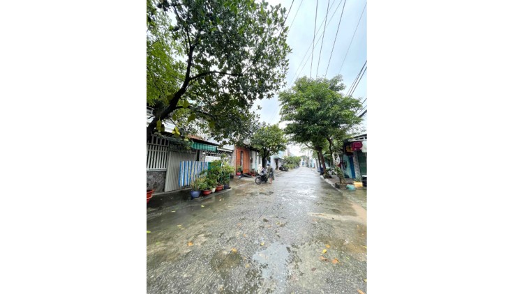 Ngộp Bán Nhà Mặt Tiền Đường 10m, 99m2_4.8*21 Gần Chợ Khiết Tâm Bình Chiểu Thủ Đức Chỉ 5 tỷ cho thuê 12tr.th